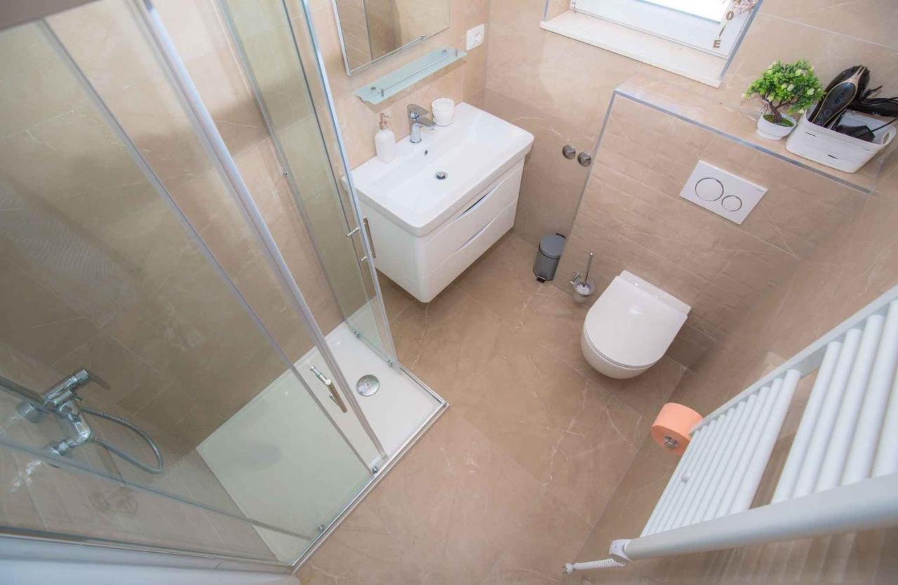 Apartments In Rogoznica 40364 Bagian luar foto